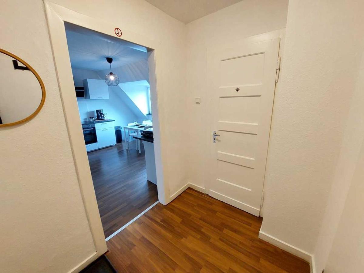 Cozy Apartment With Garden In Gelsenkirchen Kültér fotó