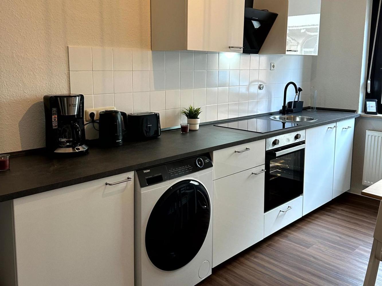 Cozy Apartment With Garden In Gelsenkirchen Kültér fotó