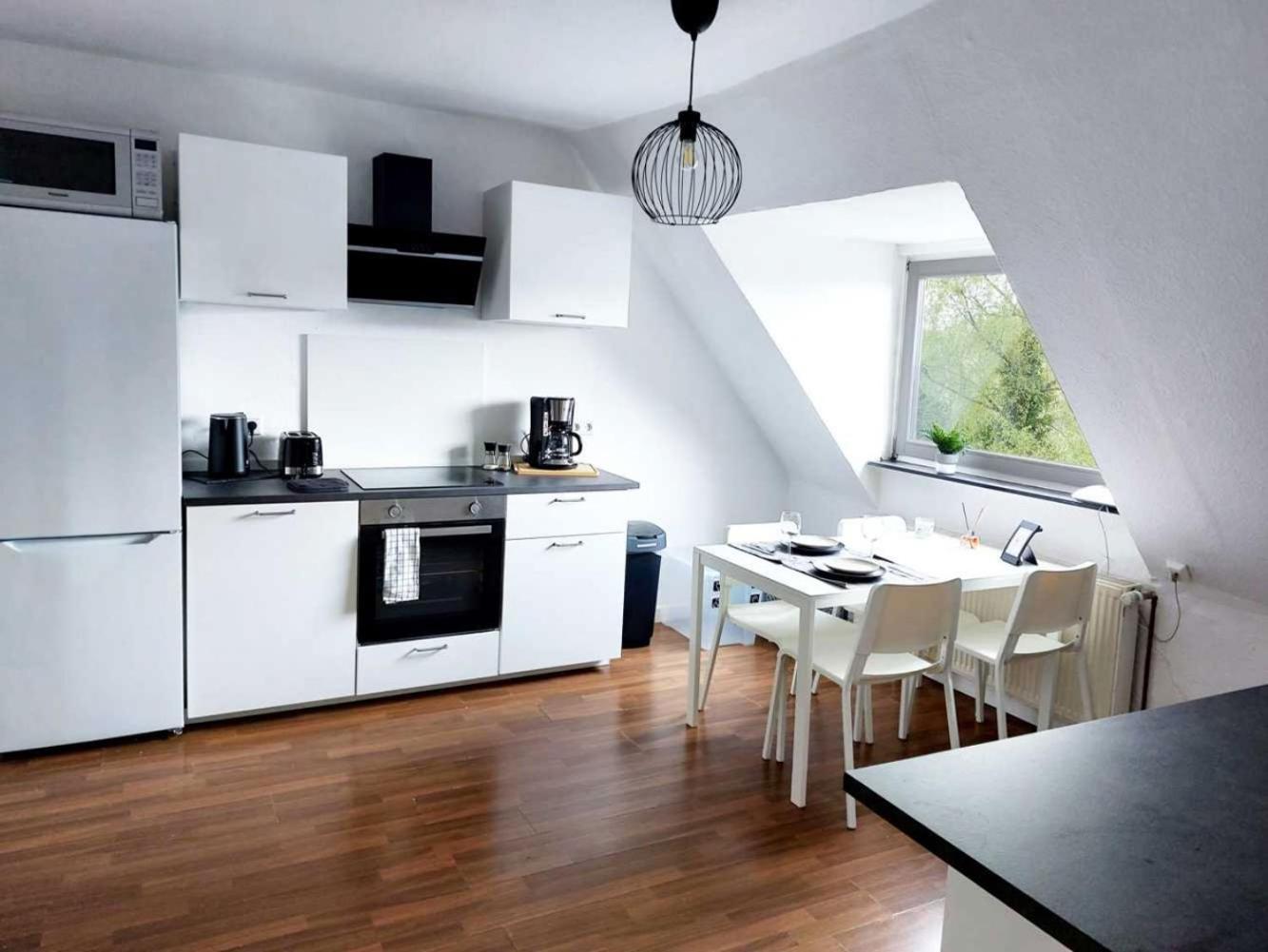 Cozy Apartment With Garden In Gelsenkirchen Kültér fotó